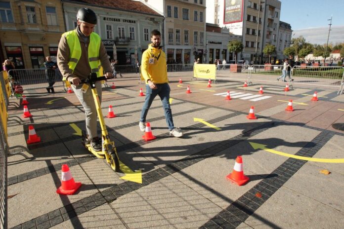 „Yandex Go“ organizovao obuke bezbedne vožnje trotineta u Nišu