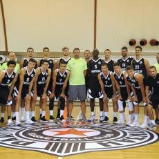 ZA NOVE ŠAMPIONE: Počeo upis u školicu košarke KK Partizan 