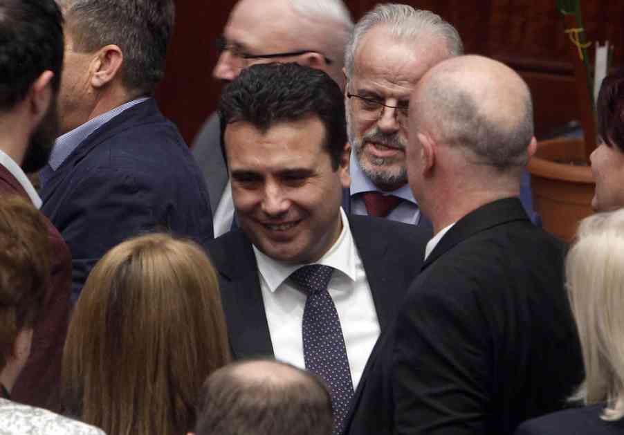 ZAEV ČESTITAO GRAĐANIMA I POSLANICIMA: Za Makedoniju su otvorena vrata NATO i EU