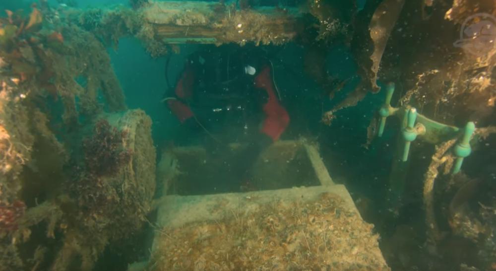 ZALEĐEN U VREMENU: Ovaj brod je potonuo pre skoro 200 godina, a toliko je očuvan da je to neverovatno! Kapetanov radni sto bi konačno mogao da odgonetne veliku tajnu! (FOTO, VIDEO)