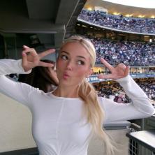ZAPALILA MREŽE: Jedna od najzgodnijih sportistkinja se penzionisala sa samo 22 godine, a fanovi su načisto odlepili zbog nje (FOTO)