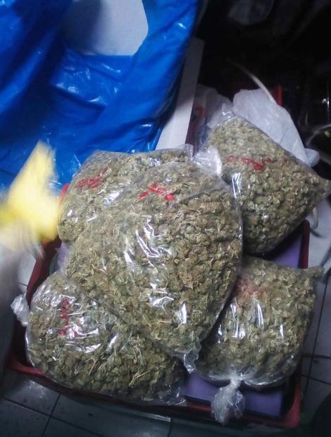 ZAPLENA U BEOGRADU U iznajmljenoj kući pronađeno 16 kilograma droge, uhapšene tri osobe