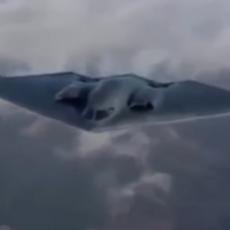 ZASTRAŠUJUĆ DIZAJN, MOĆNE ODLIKE: Uskoro stiže prvi ruski bombarder šeste generacije (VIDEO)