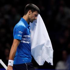 ZAVRŠNI MASTERS LONDON: Federer ostavio Đokovića bez polufinala i prvog mesta (VIDEO)