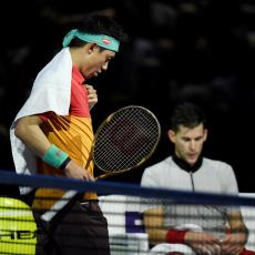ZAVRŠNI MASTERS U LONDONU: Triler zaplet, Federer sve bliži duelu sa Đokovićem!