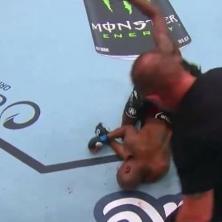 OVOM SUDIJI SE MORA ZABRANITI ULAZAK U OKTAGON: Na UFC događaju je pustio da se udara onesvešćeni borca (VIDEO)