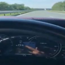 ZBOG POPULARNOSTI NA TIK TOKU SE BAHATIO PO PUTU: Vozio 290 kilometara na sat i sve to snimao (VIDEO)