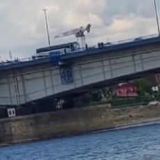 ŽENA JE PLAKALA, A POLICAJAC JU JE GRLIO Isplivali detalji jezive drame na Brankovom mostu (VIDEO)