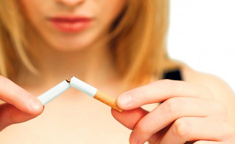 ŽENE, ODMAH BACITE CIGARETE: Evo šta se DESI sa organizmom kada prestanete da pušite