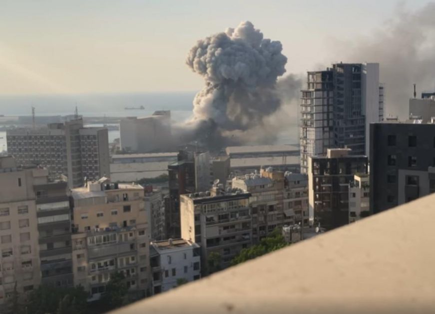 ZGRADE NESTALE U SEKUNDI: Novi zastrašujući snimak iz Bejruta pokazuje koliko je eksplozija bila razorna (VIDEO)