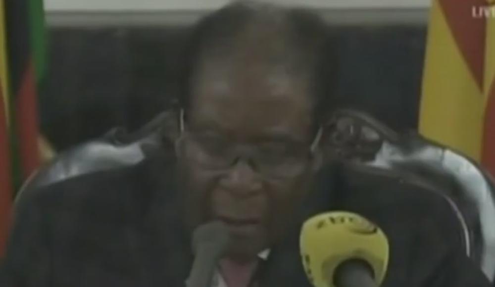 ZIMBABVE U ŠOKU: Mugabe poručio da ostaje predsednik!