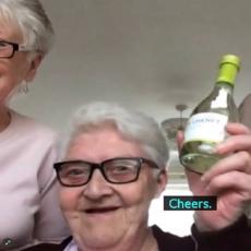 ŽURKA U IZOLACIJI! Tri bake zajedno provode vreme - obezbedile i VINCE, da brže prođe! (VIDEO)