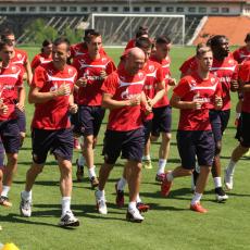 ZVEZDAŠI, SEĆATE LI GA SE? Na Marakani se nije PROSLAVIO, a sada je sa NAJJAČIM saigračem uveo klub u Čempionšip!