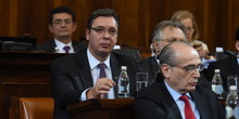 Vučić: Najbolje skrojen budžet, doneti krovni zakon o prihodima APV