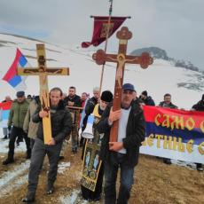 Za krst časni i slobodu zlatnu: Kroz snežna brda Sinjajevine prošla PRVA LITIJA ZA SRPSTVO! (FOTO)