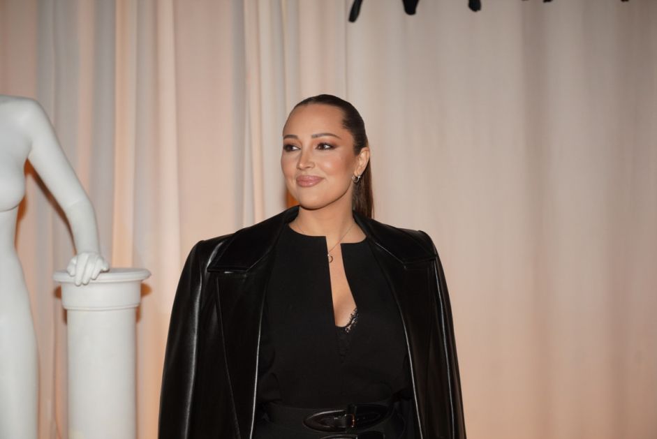 Za nedelju dana -4 kilograma: Aleksandra Prijović vratila devojačku liniju nakon drugog porođaja, evo šta jede svakog dana