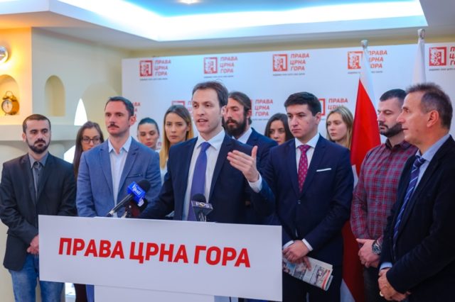 „Zabrana ulaska u Crnu Goru Bećkoviću osim što je čin dostojan fašističkih režima, jeste i odraz ogromne i očajničke nemoći i slabosti“