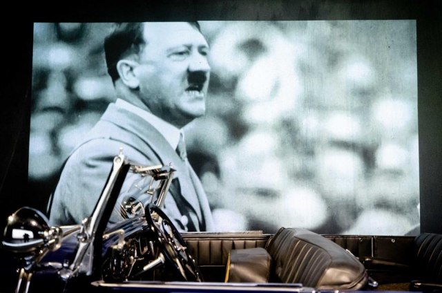 Zabrinjavajuće: Hitlerovi govori prodati na aukciji, cena znatno iznad početne