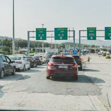 Zaglavljeni na plus 35: Kolona bez kraja na Preševu, put ka Grčkoj pretvorio se u noćnu moru - postoji ruta na kojoj nema zastoja, evo kako da izbegnete gužvu