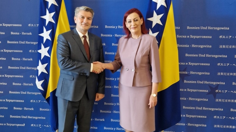 Zamenica premijera Kosova posetila BiH, tema razgovora bila sloboda kretanja  