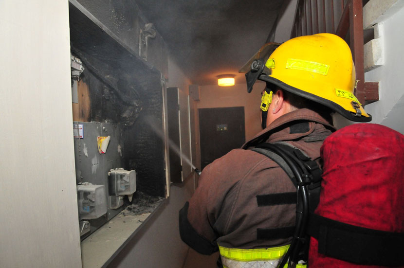 Zapalio gazdi kancelarije jer mu nije dao dve plate: Nakon požara, mirno sačekao policiju