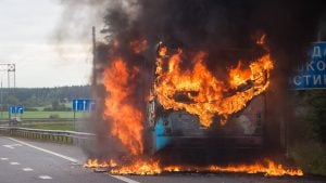 Zapalio se autobus na auto-putu