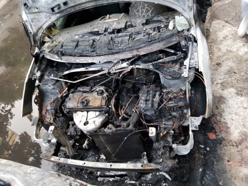 Zapaljen automobil odborniku LSV u Sremskim Karlovcima