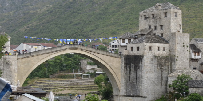 Zapaljena srpska kuća u Mostaru