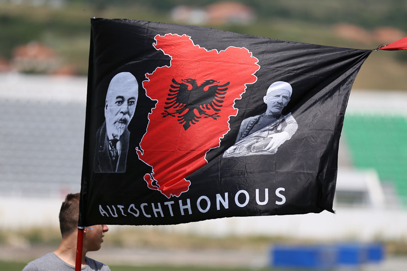 Zastava Velike Albanije na utakmici Lige šampiona!