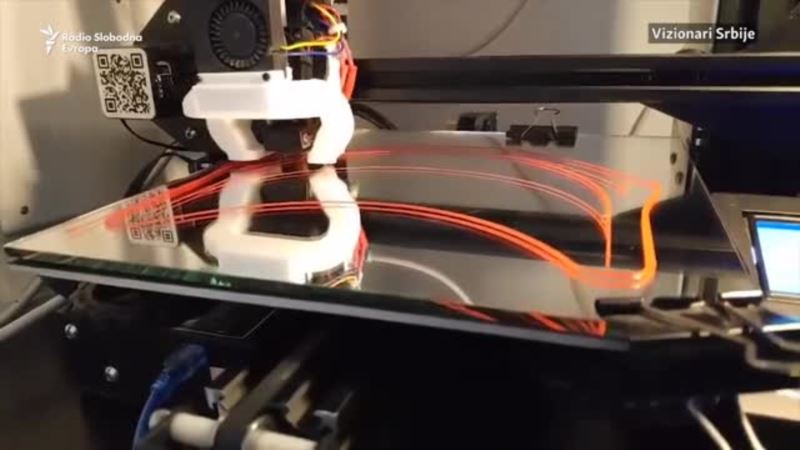 Zaštitni viziri za medicinare: 3D štampari kao prva pomoć