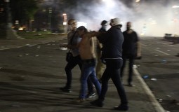 
					Zaštitnik građana posetio lica zadržana tokom protesta u Beogradu 
					
									