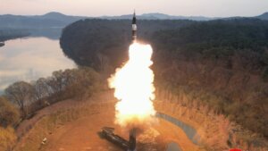 Zašto Severna Koreja testira hipersonične rakete i kako one funkcionišu?