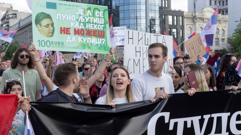 Zašto Zapad ćuti o protestima u Srbiji?
