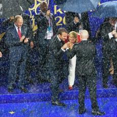 Zašto je Putin jedini imao kišobran, a Makron i Kolinda pokisli? Ruska služba bezbednosti OTKRIVA