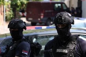 Zašto je uhapšeno šest ljudi u Srbiji pre protesta na Vidovdan