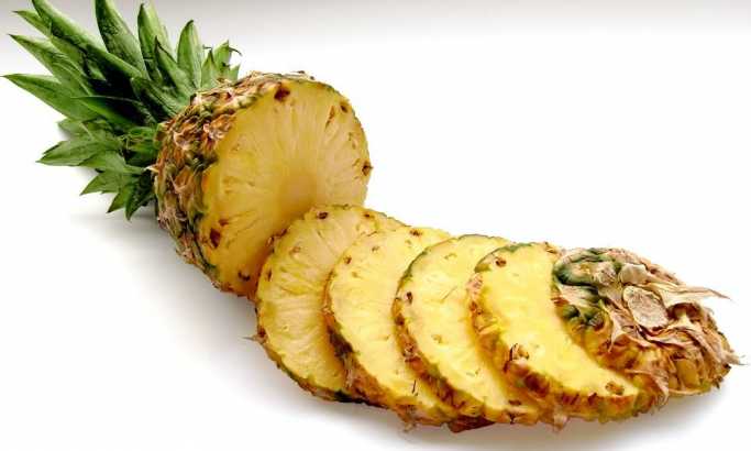 Zašto nas pecka jezik kad jedemo ananas?