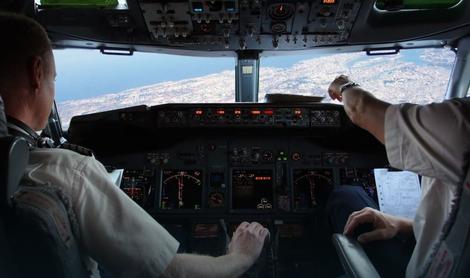 Zastrašujući snimci iz pilotskih kabina otkrivaju POSLEDNJE REČI PILOTA pre rušenja aviona