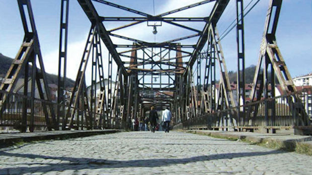 Zatvoren most koji povezuje Zvornik i Mali Zvornik