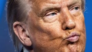 „Zaustavili smo i Srbiju, spremala se…“: Tramp na samitu NATO o „mirovnim uspesima“ Amerike u svetu