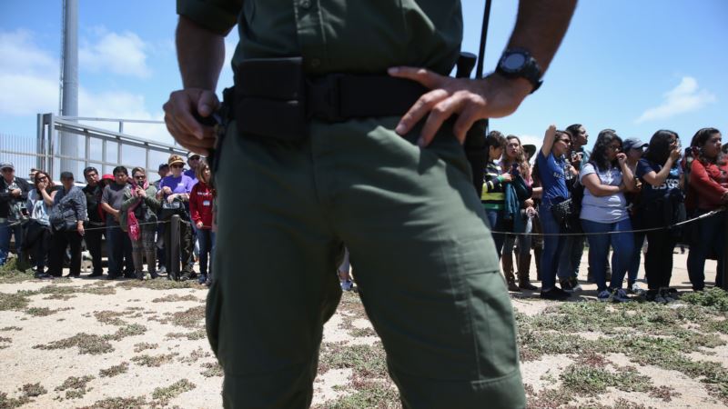 Zaustavljeni migranti na granici SAD-Meksiko