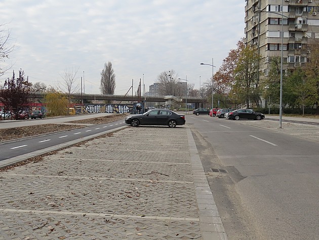 Završena izgradnja parkinga od 100 mesta u Fruškogorskoj ulici