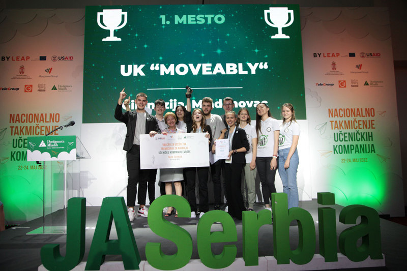 Završeno Nacionalno takmičenje najboljih učeničkih kompanija: Srbiju u Estoniji predstavljaju mladenovački srednjoškolci