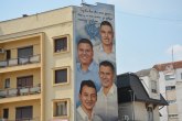 Završeno oslikavanje murala u centru Čačka posvećenog četvorici nastradalih mladića FOTO