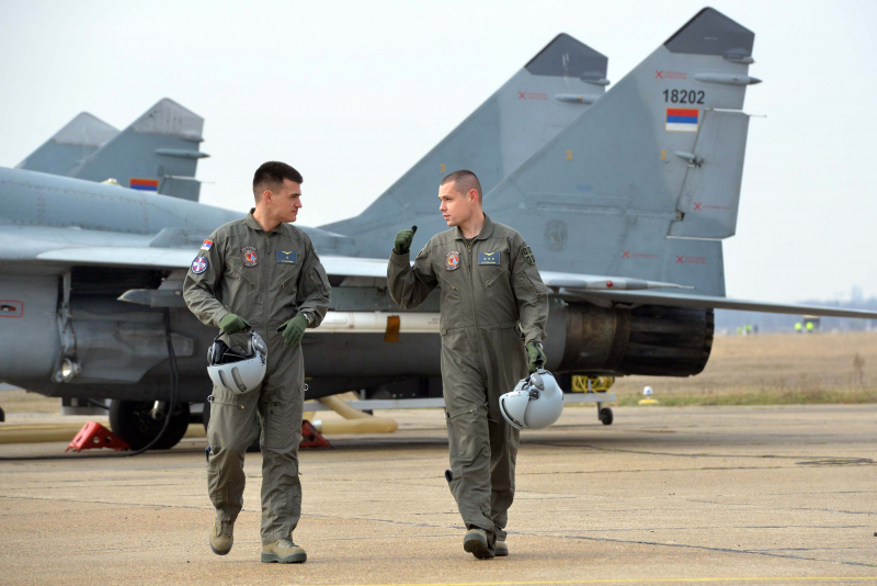 Završi osposobljavanje za rezervne oficire i postani pilot Vojske Srbije