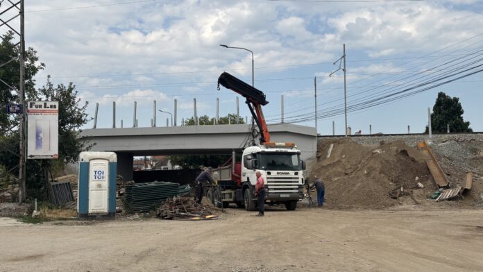 Zbog asfaltiranja se u četvrtak obustavlja saobraćaj kod podvožnjaka na ulazu u naselje 9. maj
