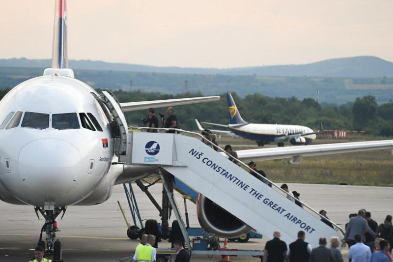 Zbog korona virusa putnici iz Italije na niškom aerodromu prolaze detaljnu kontrolu