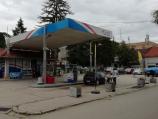 Zbog noćnog okupljanja mladih, na pumpama u Kuršumliji dozvoljena samo prodaja goriva