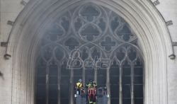 Zbog požara u katedrali u Nantu priveden crkvenjakov pomoćnik(VIDEO)