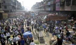 Zbog zagadjenja u Nju Delhiju zabranjena prodaja petardi