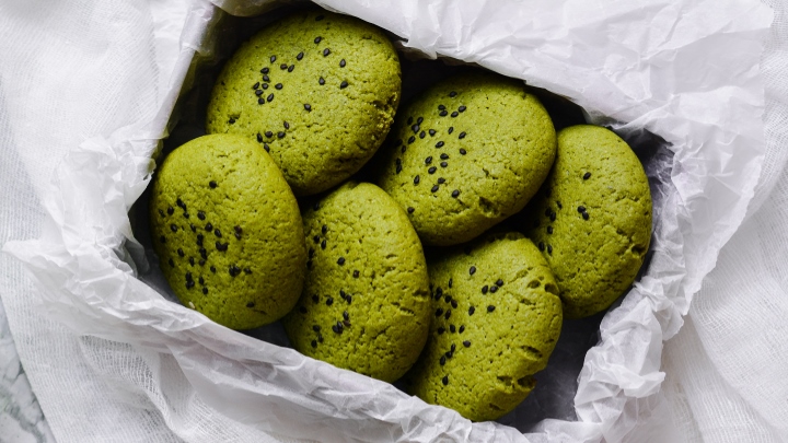 Zeleni proteinski keks